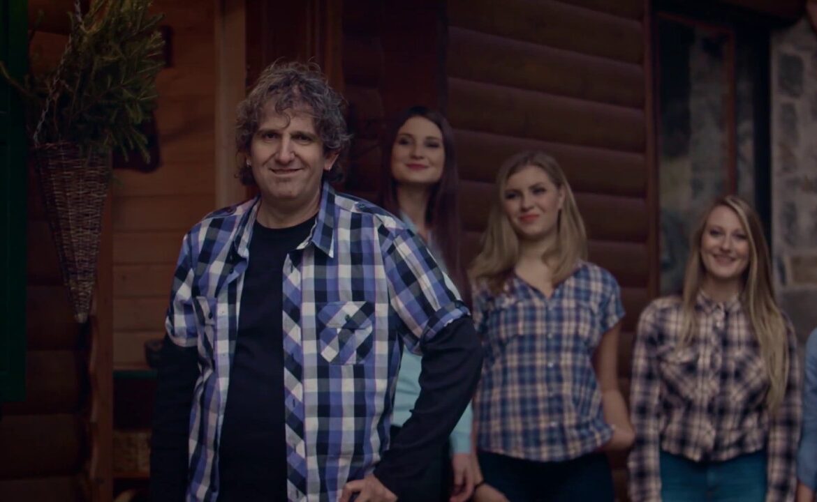 Eine Hütte in den Bergen – (offizielles Video)